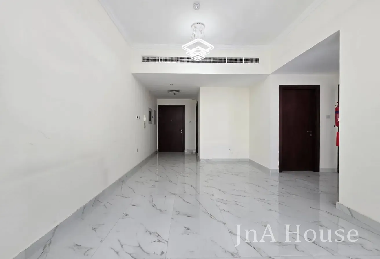 HUGE BALCONY I TOP FLOOR I  1BHK+STUDY