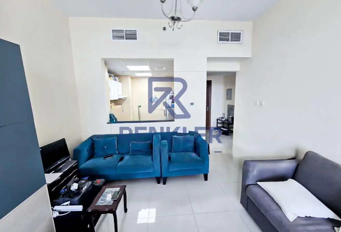 Ready To Move | Spacious Layout | High Floor