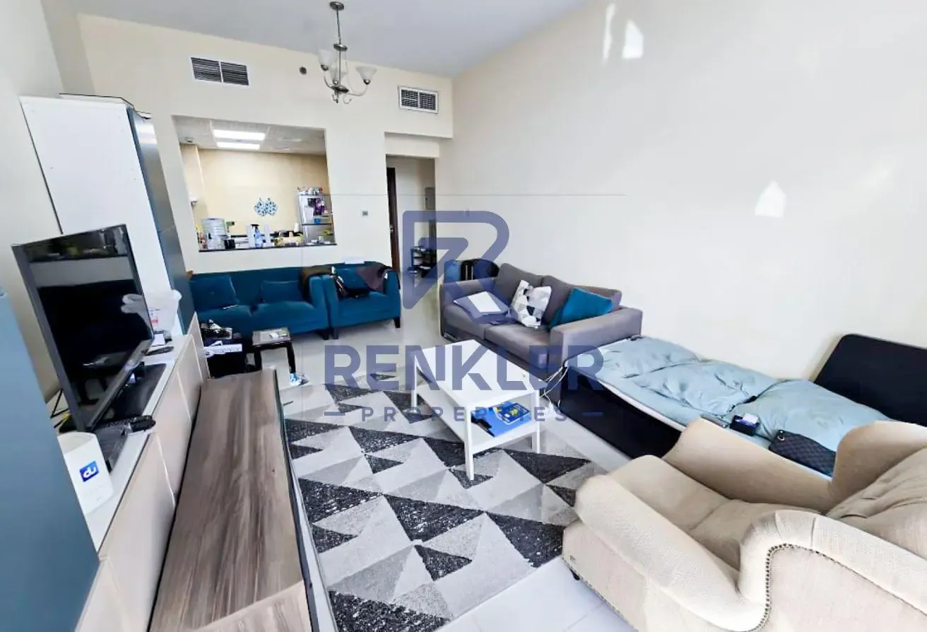 Ready To Move | Spacious Layout | High Floor