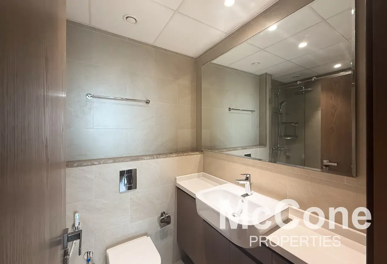 Modern | High Floor | Fully Furnished