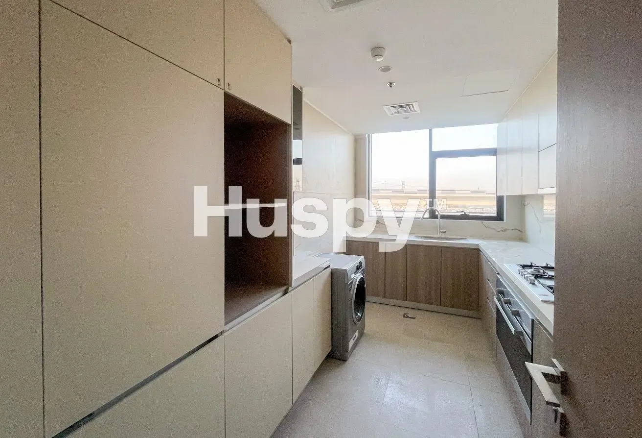 Fully Furnished | Corner Unit | One Month Free
