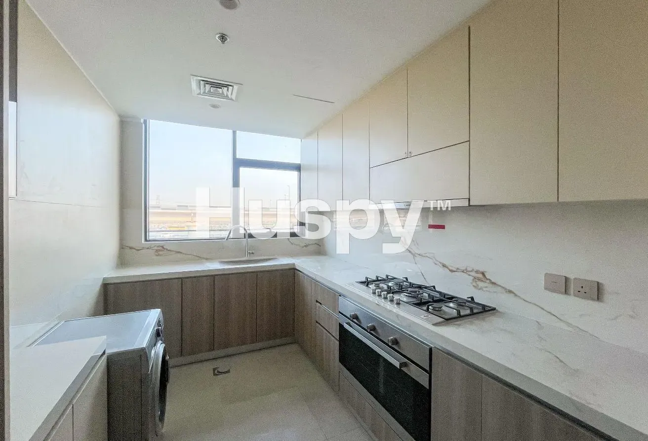 Fully Furnished | Corner Unit | One Month Free