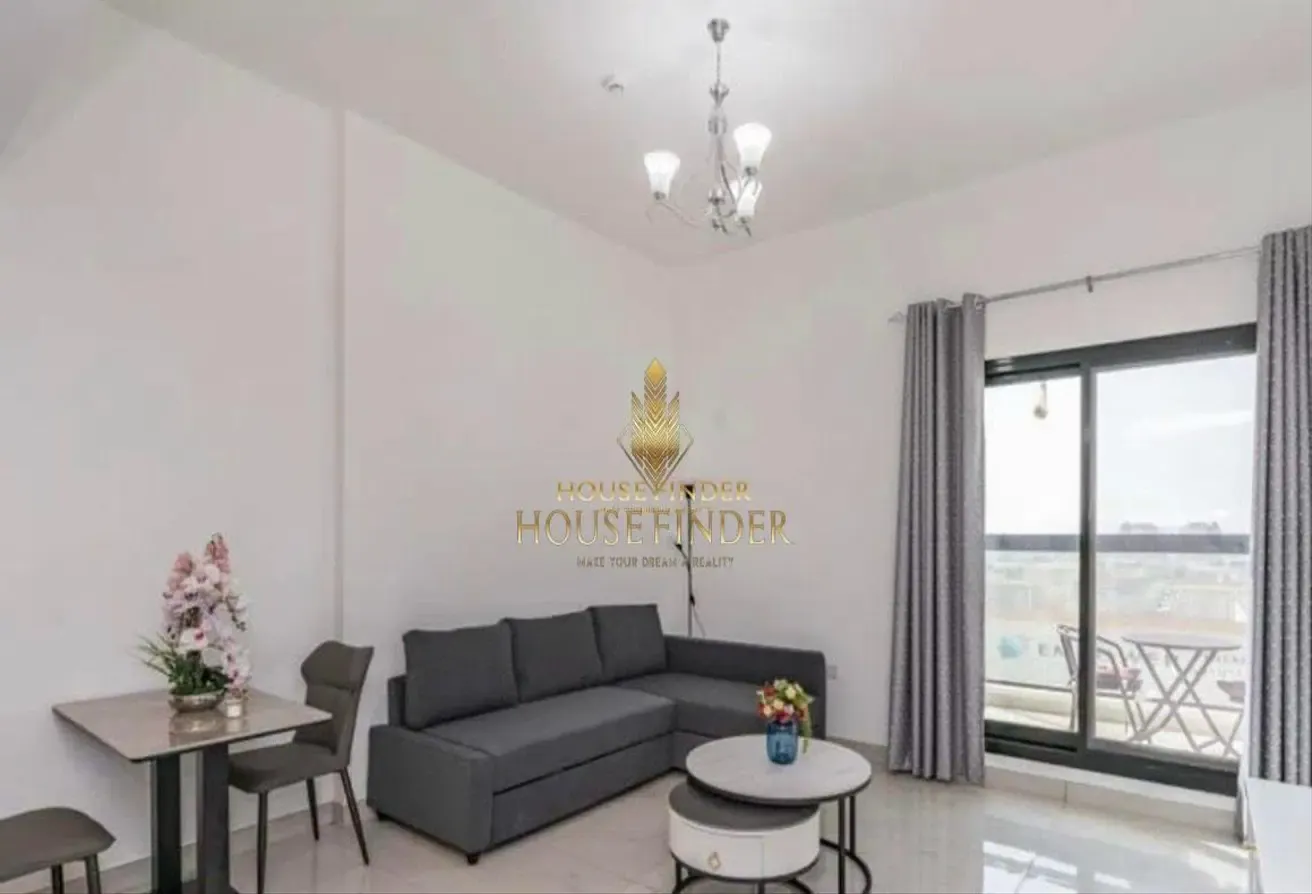 Vacant | Fully Furnished | Keys on Hand | Metro