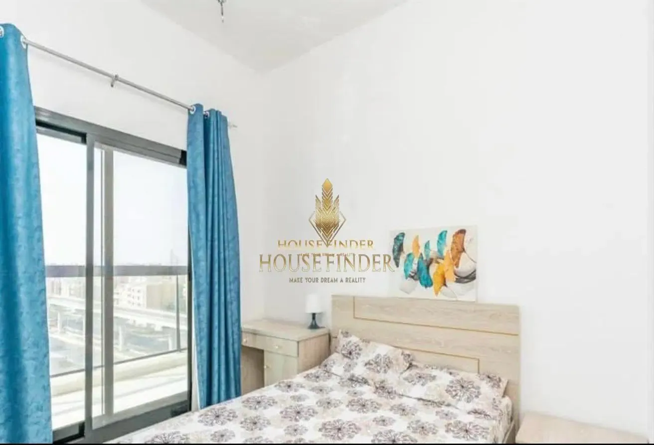 Vacant | Fully Furnished | Keys on Hand | Metro