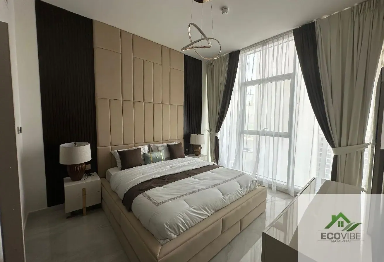 Furnished 2-Bed Duplex with Study, 2 Parking