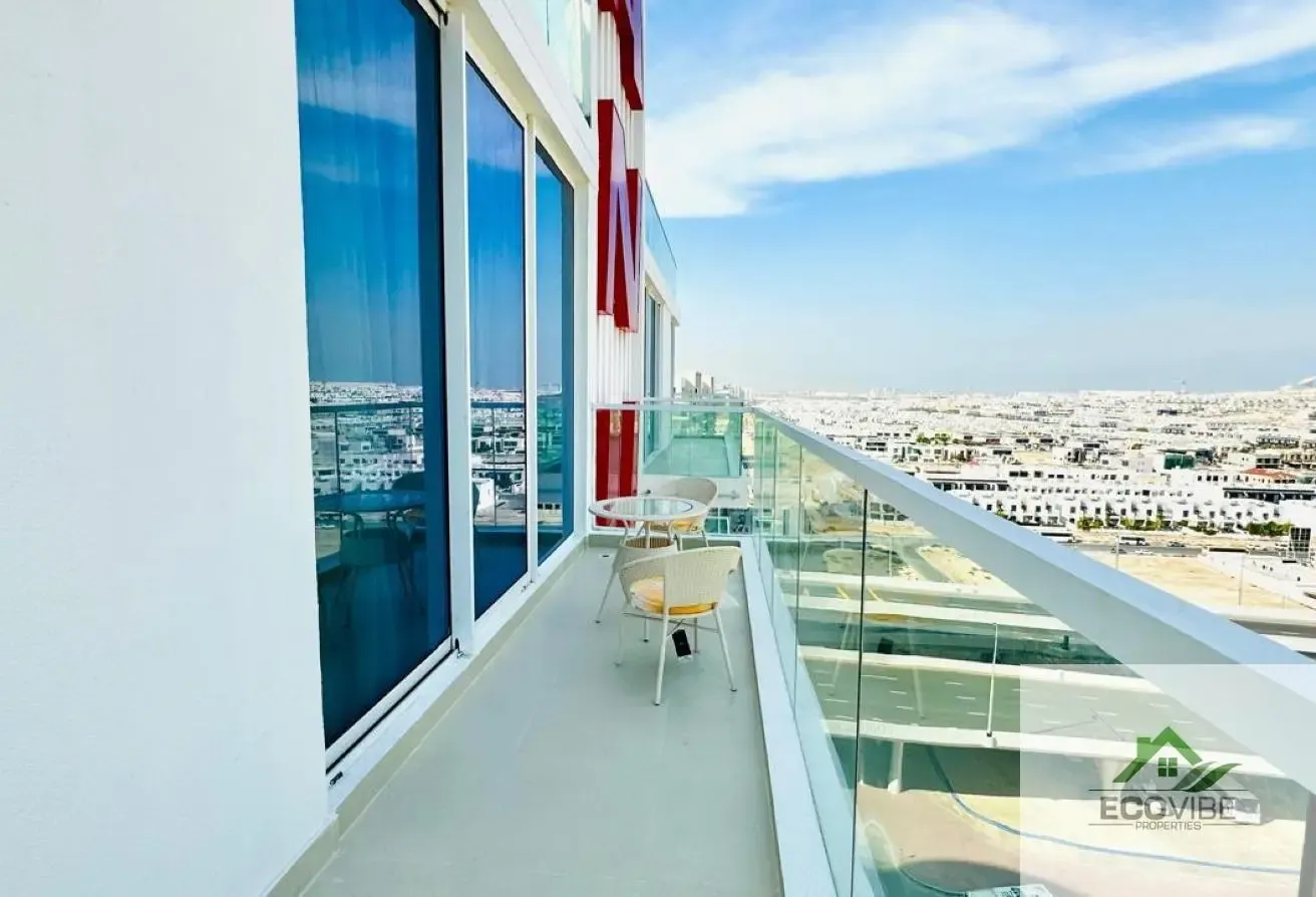 Luxury Fully Furnished 2-Bedroom + Study Apartment