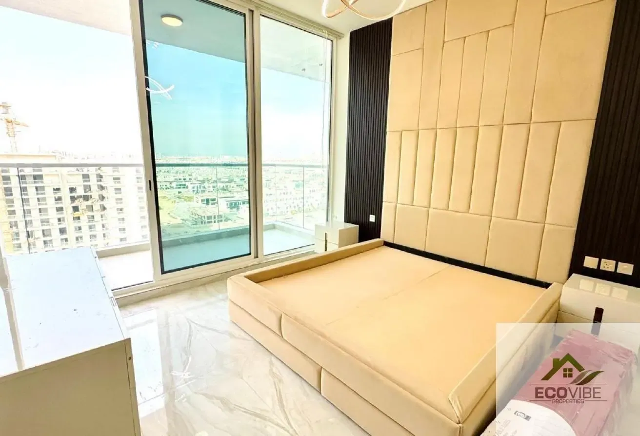 Luxury Fully Furnished 2-Bedroom + Study Apartment