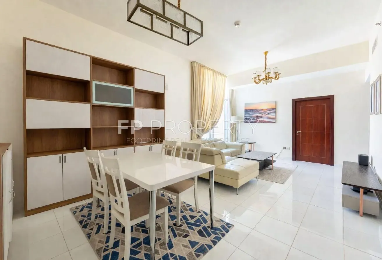 Spacious 2BR Fully Furnished | Premium Amenities
