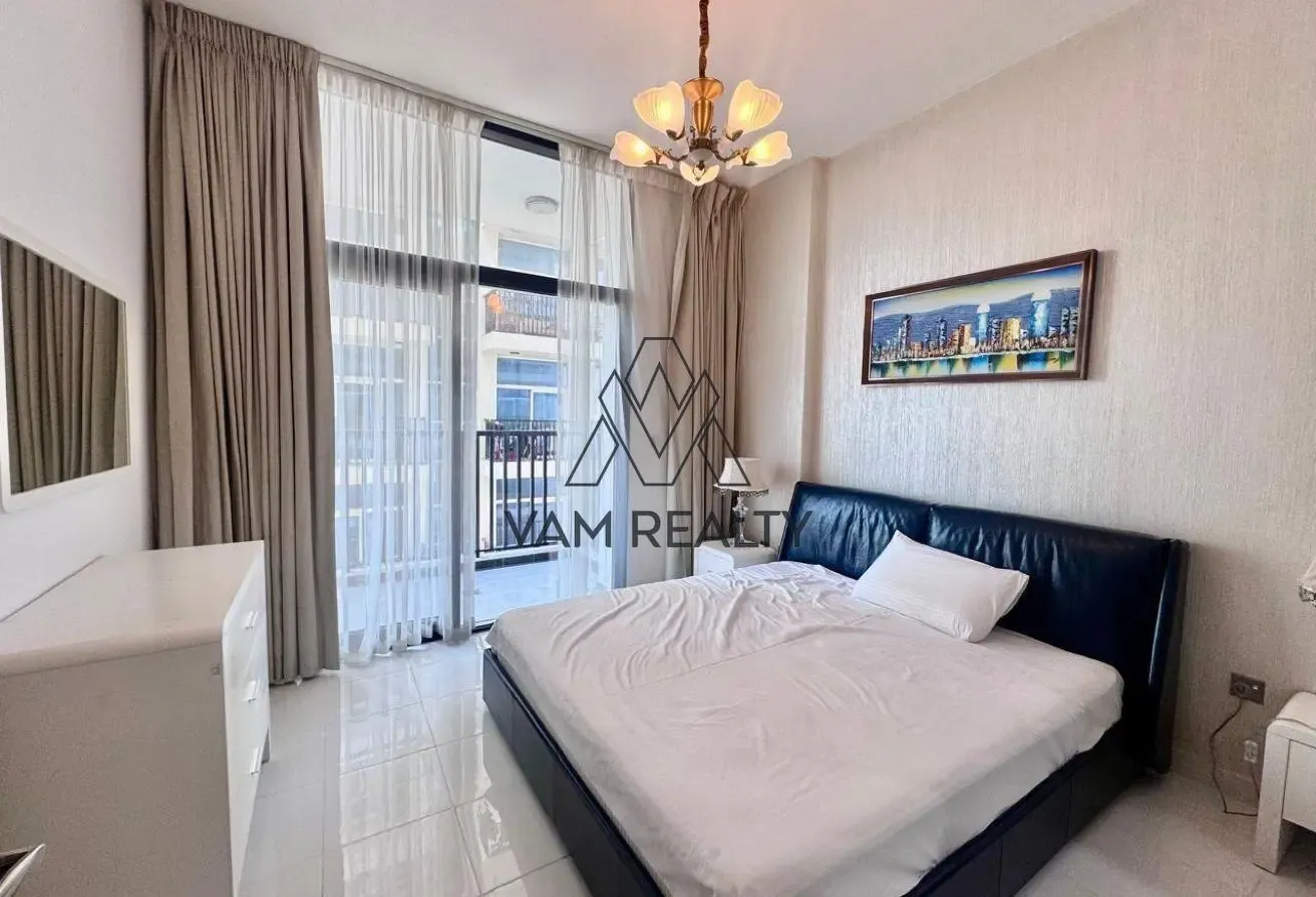 Community View | Furnished | Close to Metro|Vacant