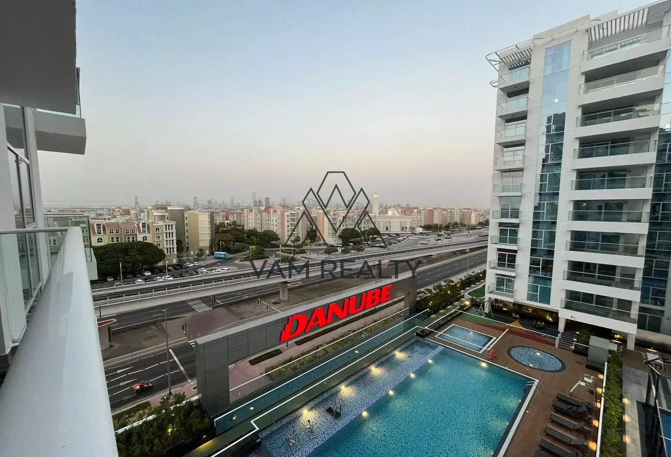 Corner | Private Balcony | Close To Metro, Schools