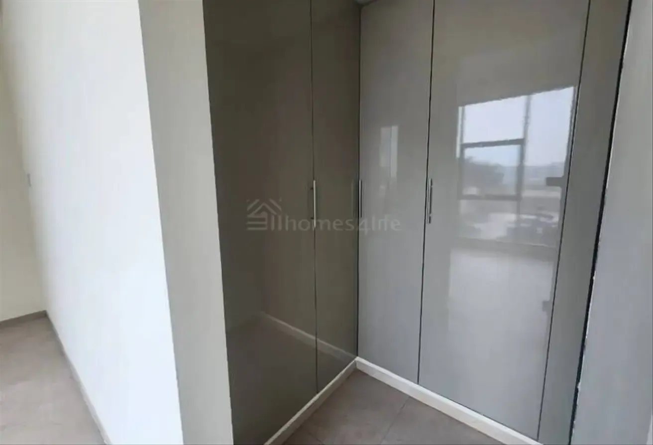 2 BR | Good  Community | close to metro