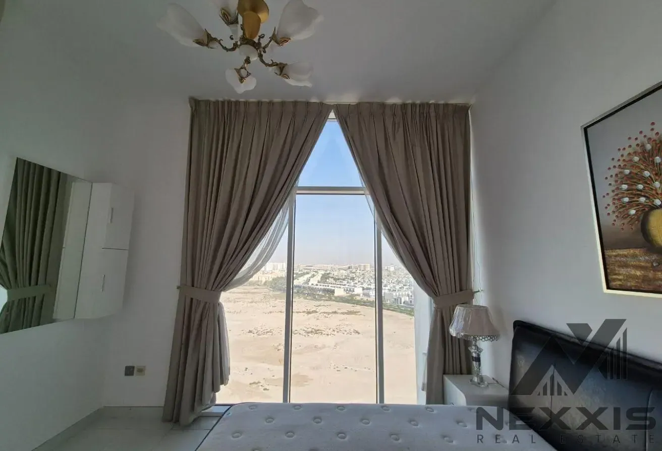 Fully Furnished Apartment /Next to Metro Station