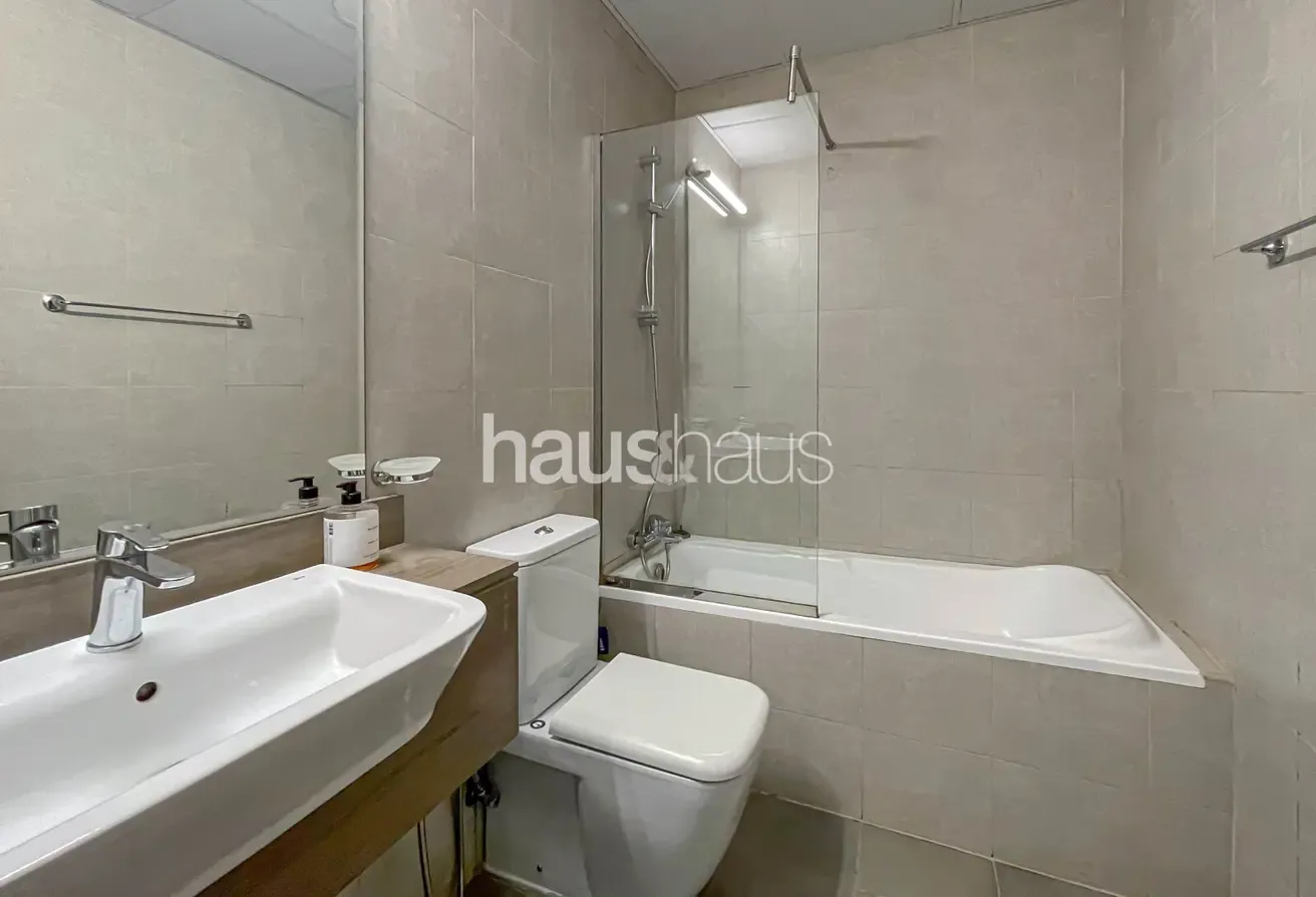 Furnished | Vacant | Flexi Cheques