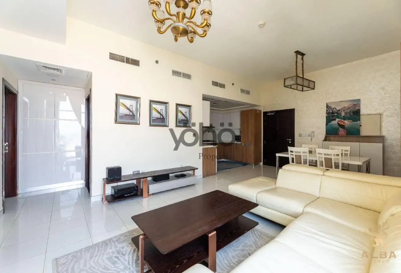 Vacant | Ready to Move | Near Metro