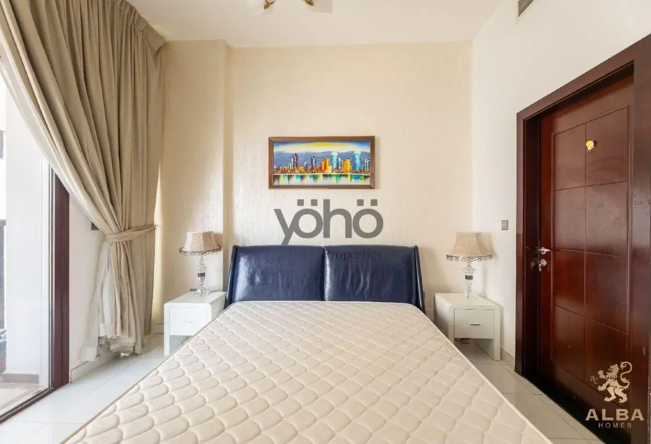 Vacant | Ready to Move | Near Metro