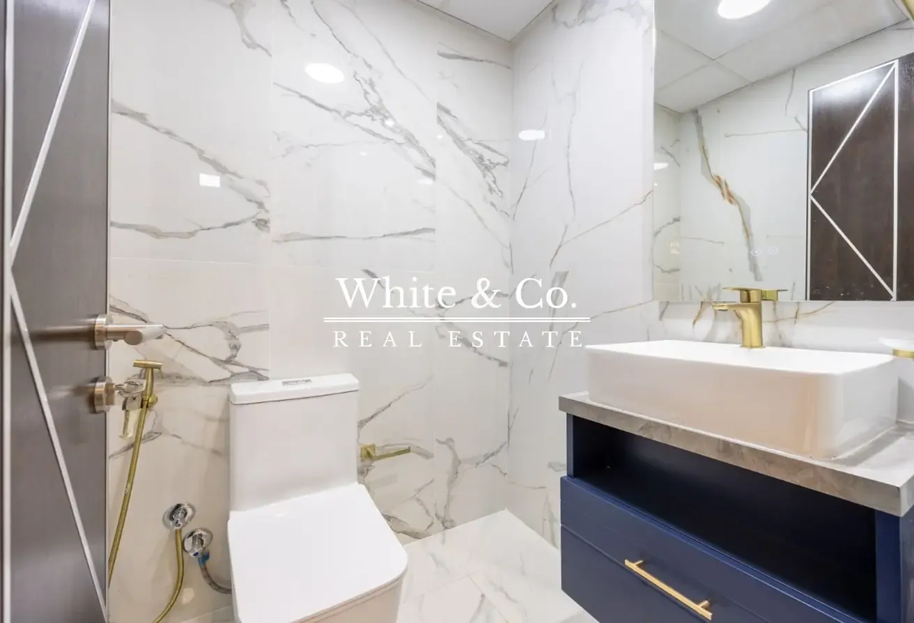 Duplex | large study room | Private Pool