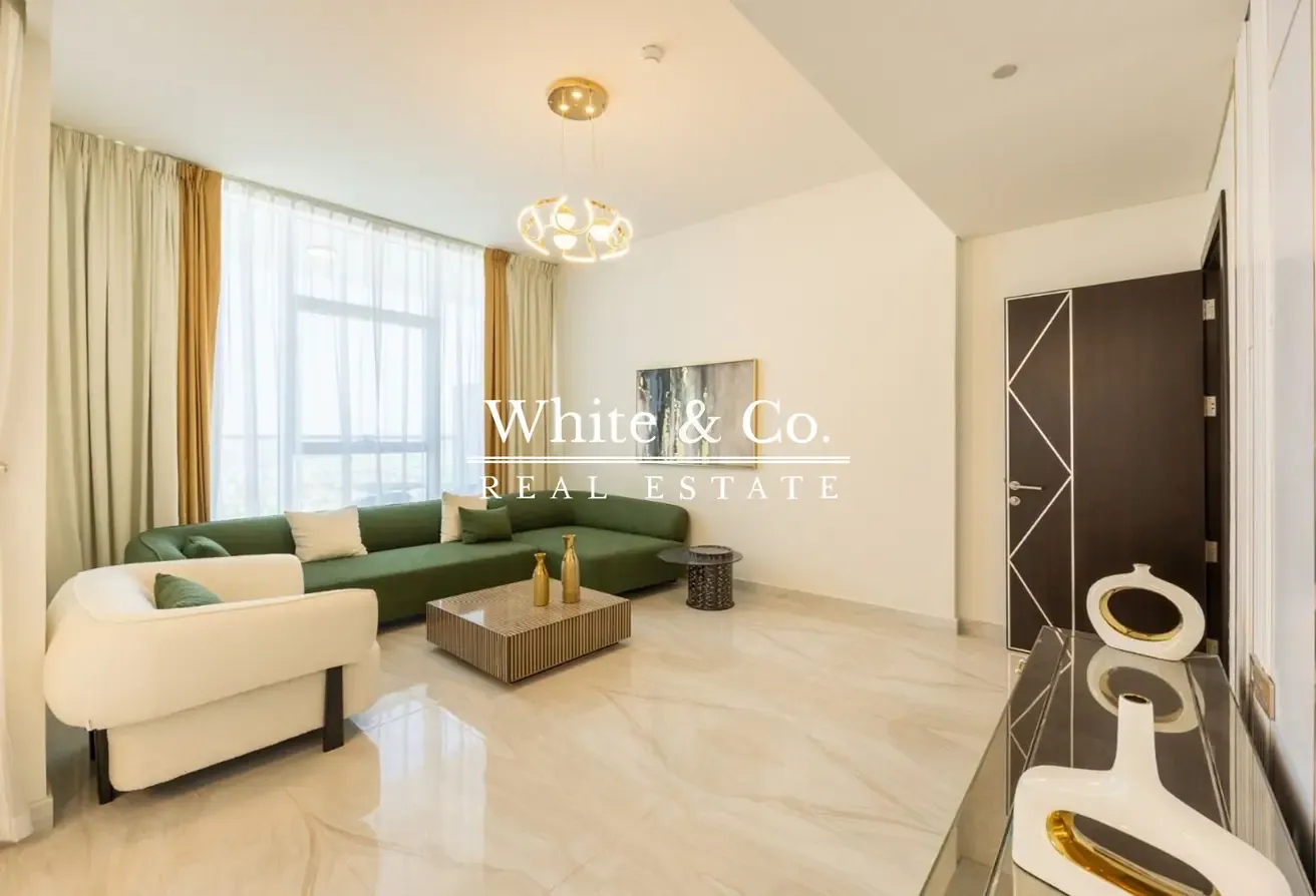Duplex | large study room | Private Pool