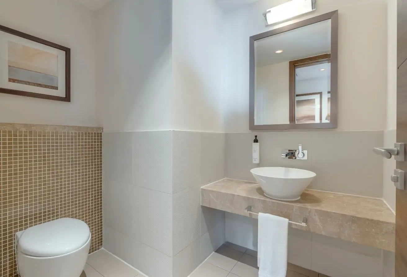 Spacious 2BR | Near Metro | No Commission