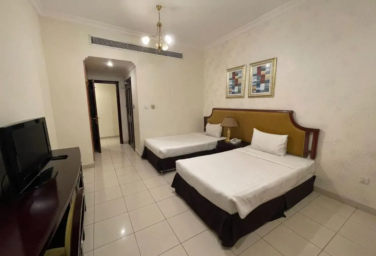 Great Deal ! Fully Furnished ! Two Bed Room !
