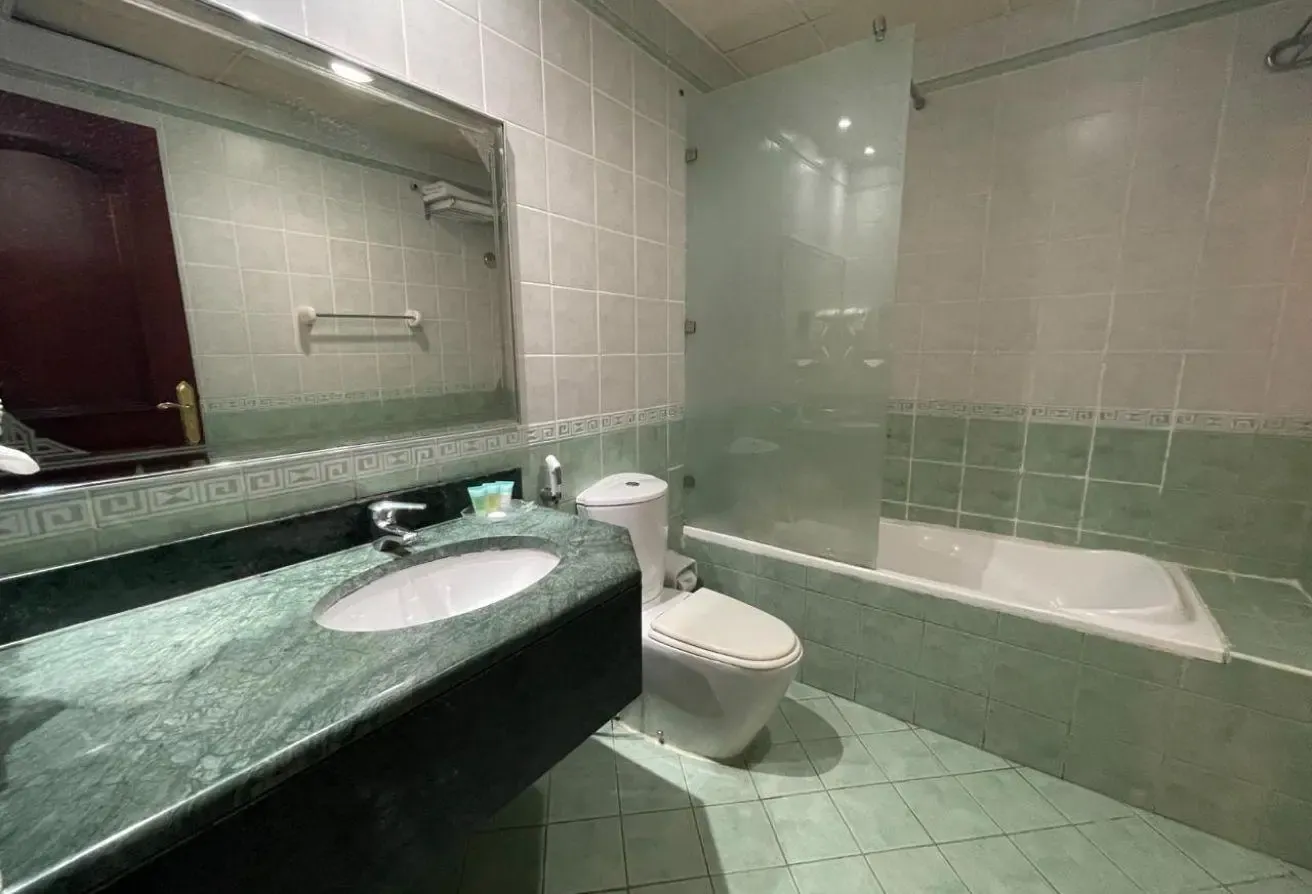 Great Deal ! Fully Furnished ! Two Bed Room !