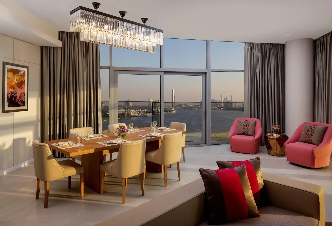 2 Bedroom Apartment | Creek View | 5 Star