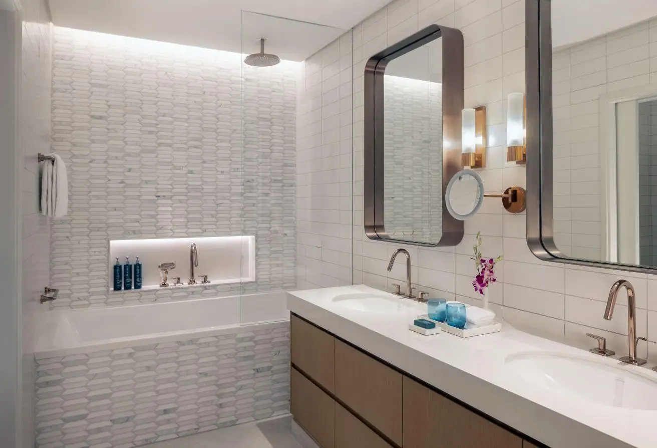 2 Bedroom Apartment | Creek View | 5 Star