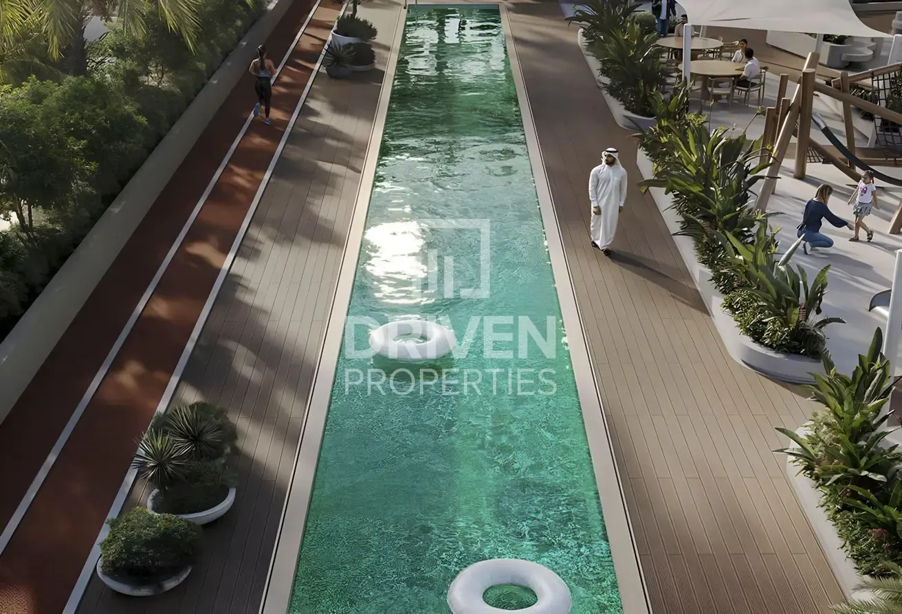 Retail with Terrace | Direct Access to Metro