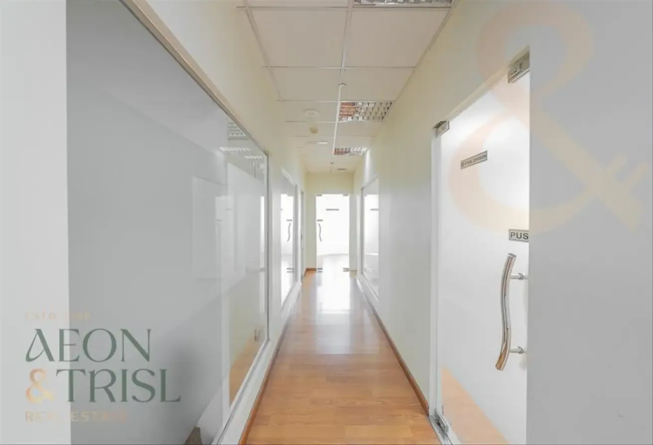 Fully Fitted & Partitioned Office For Sale H Floor