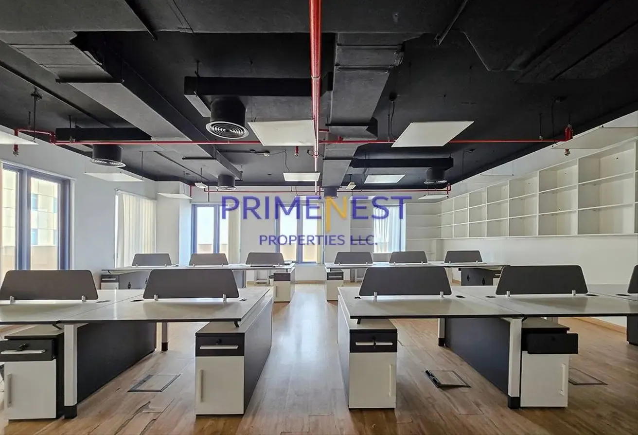VACANT | PRIME LOCATION | FURNISHED