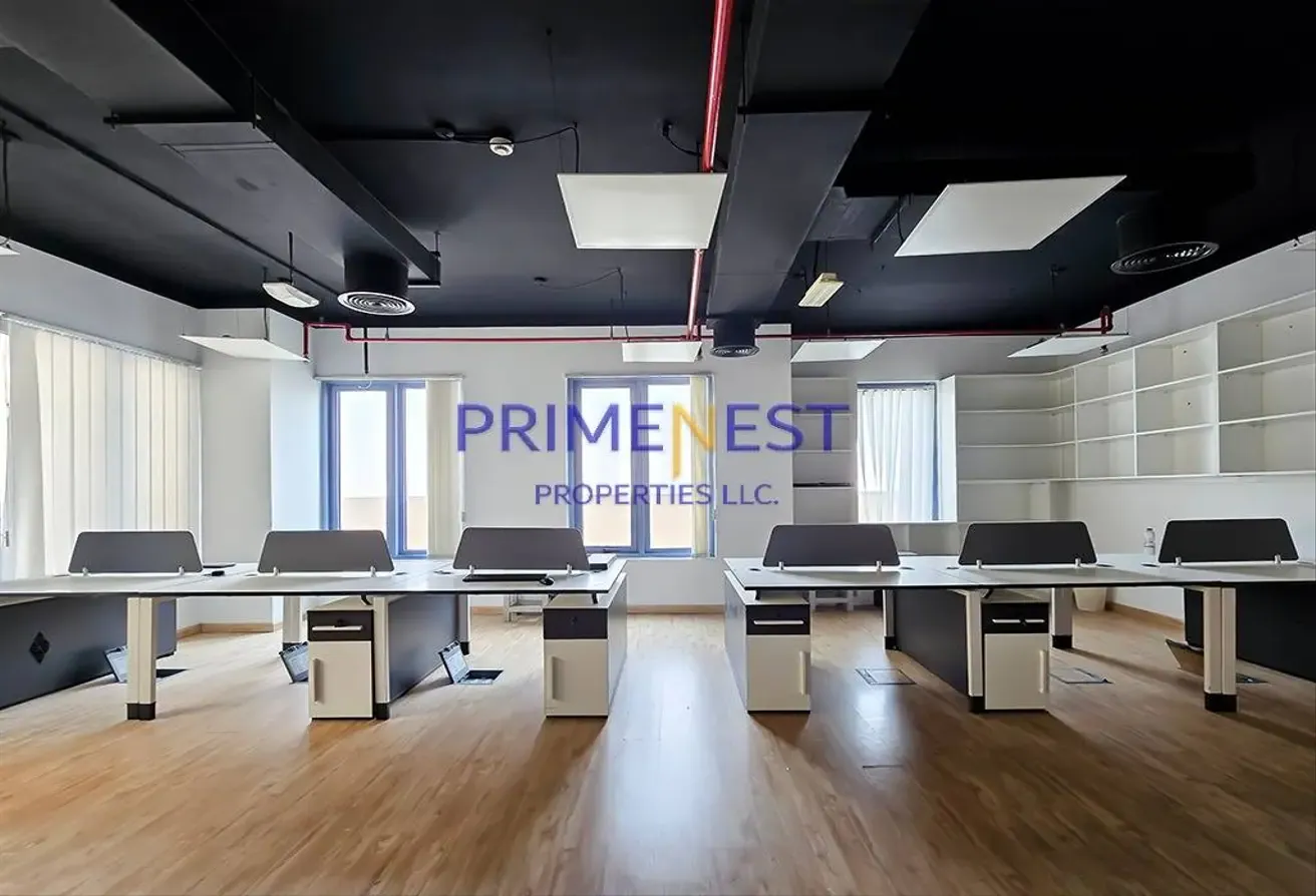 VACANT | PRIME LOCATION | FURNISHED