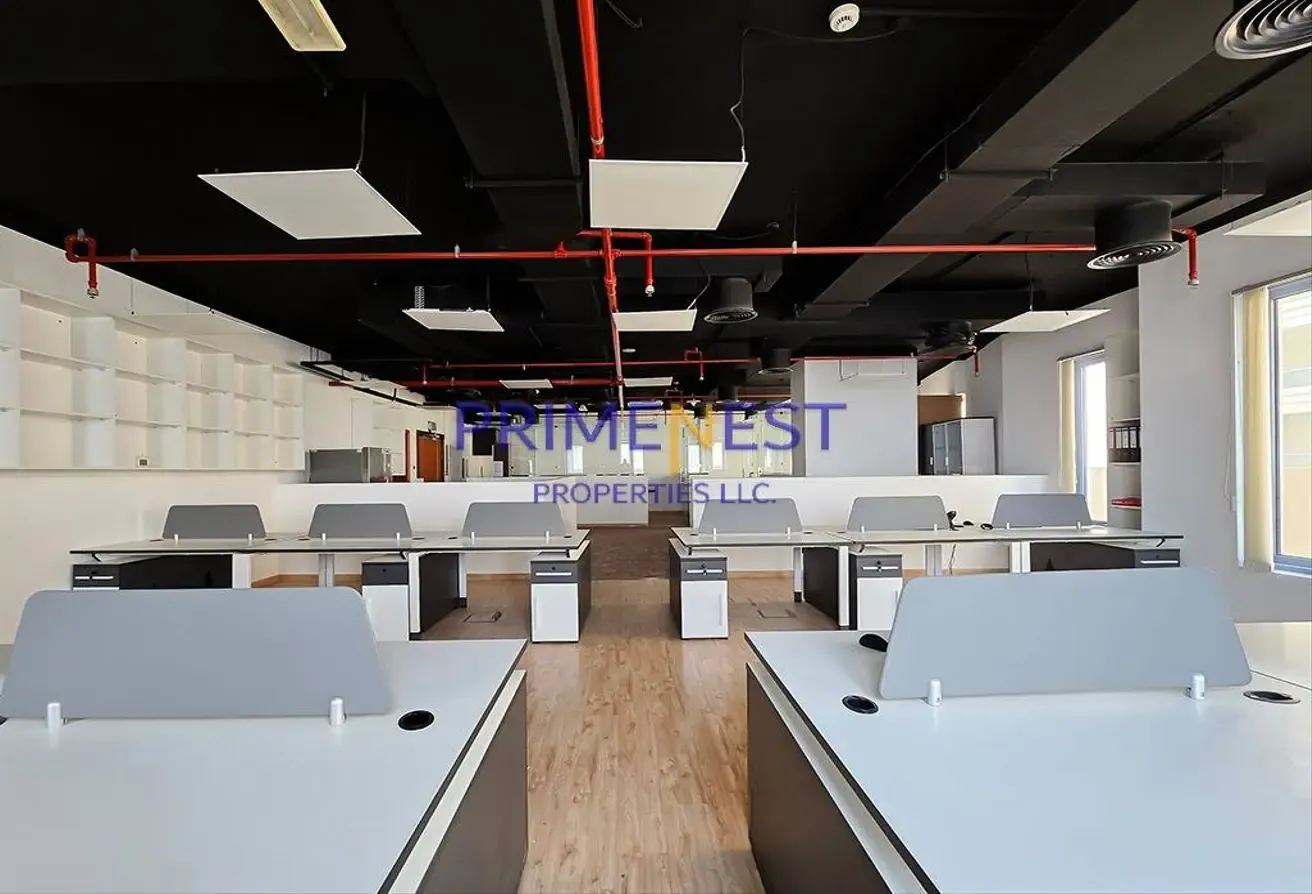 VACANT | PRIME LOCATION | FURNISHED