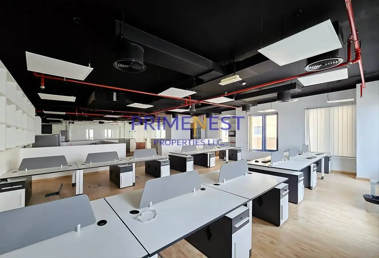VACANT | PRIME LOCATION | FURNISHED