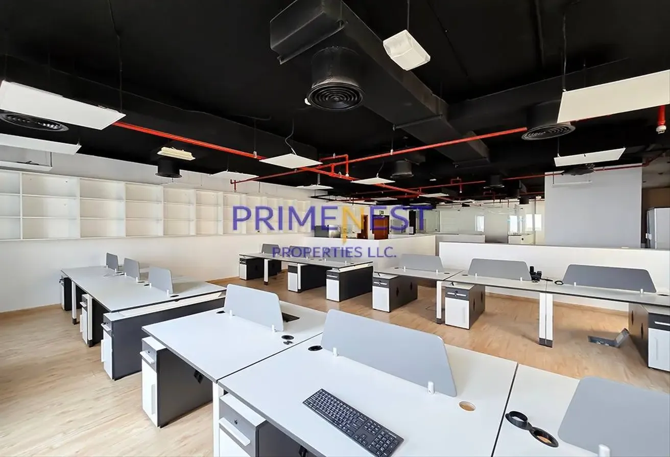 VACANT | PRIME LOCATION | FURNISHED