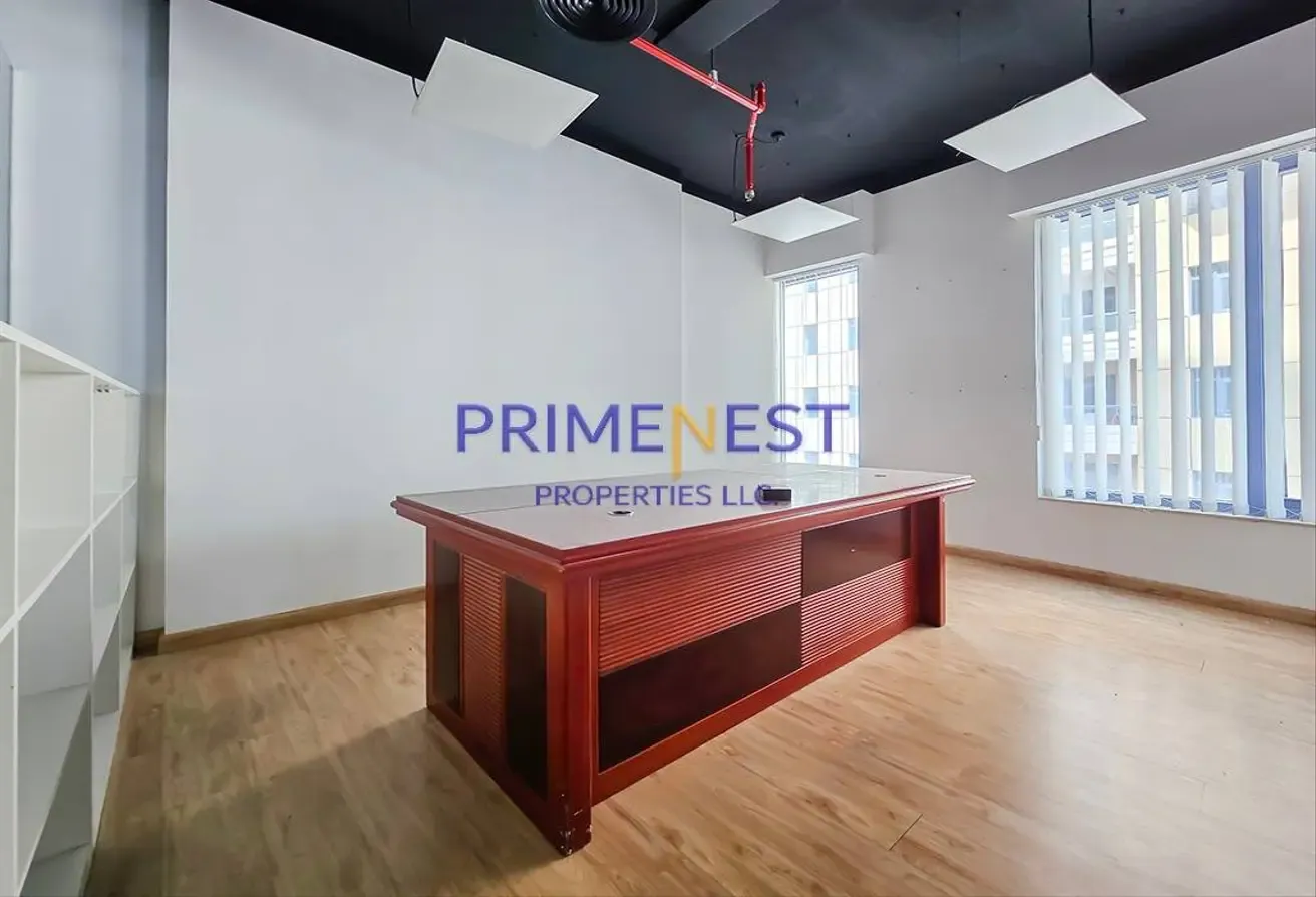 VACANT | PRIME LOCATION | FURNISHED