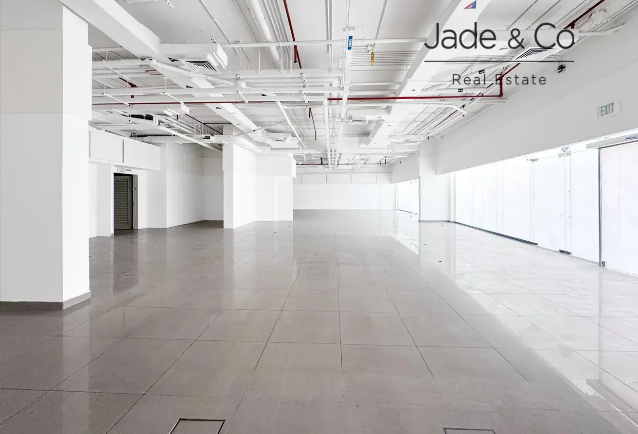 Community Expert | Prime Location | Footfall