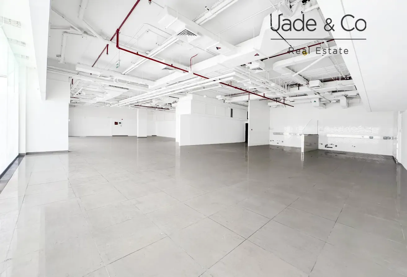 Community Expert | Prime Location | Footfall