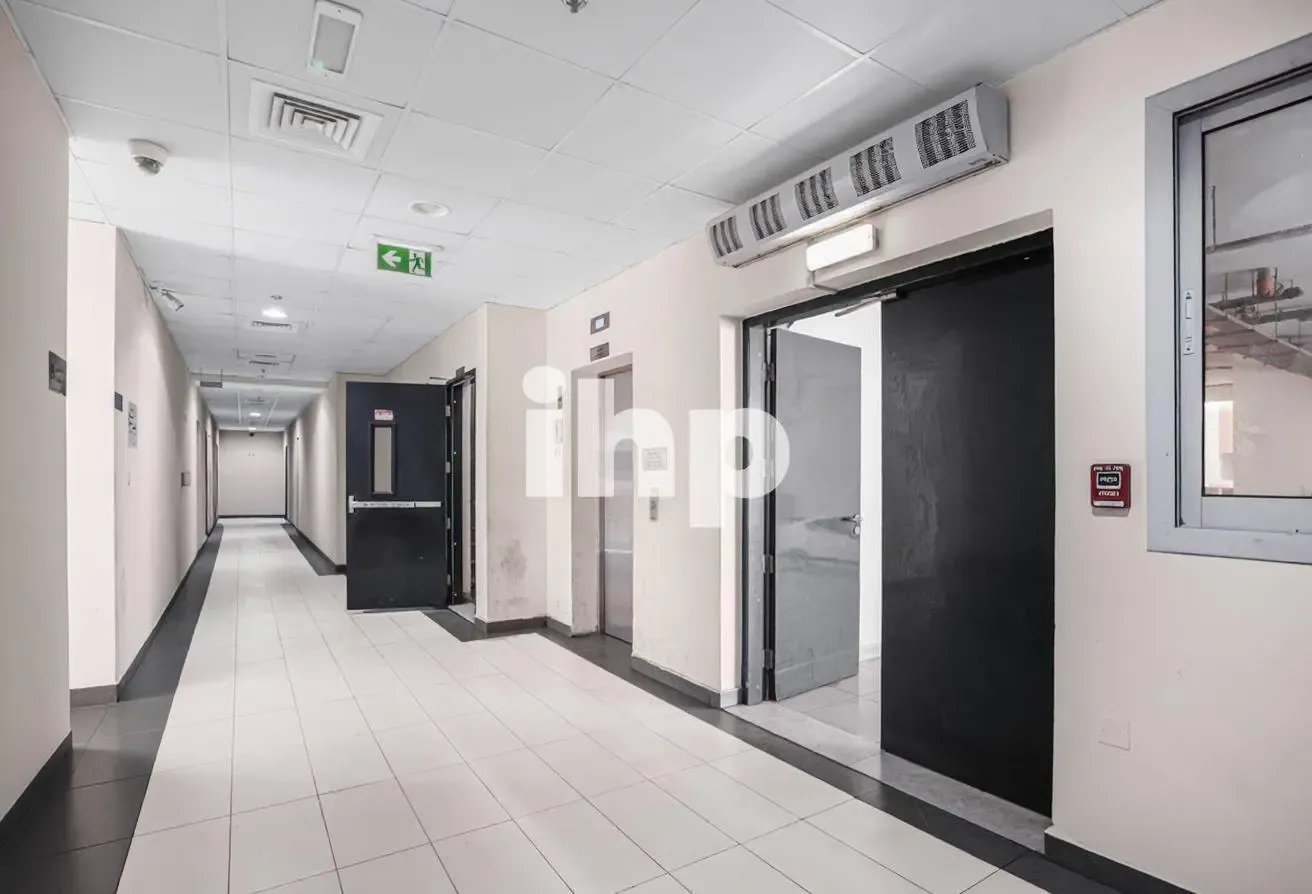 B + G + 4F | Vacant |  148 Rooms | Best Deal