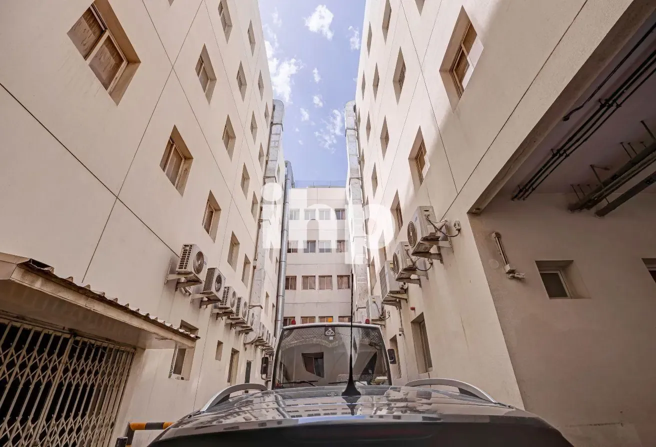 B + G + 4F | Vacant |  148 Rooms | Best Deal