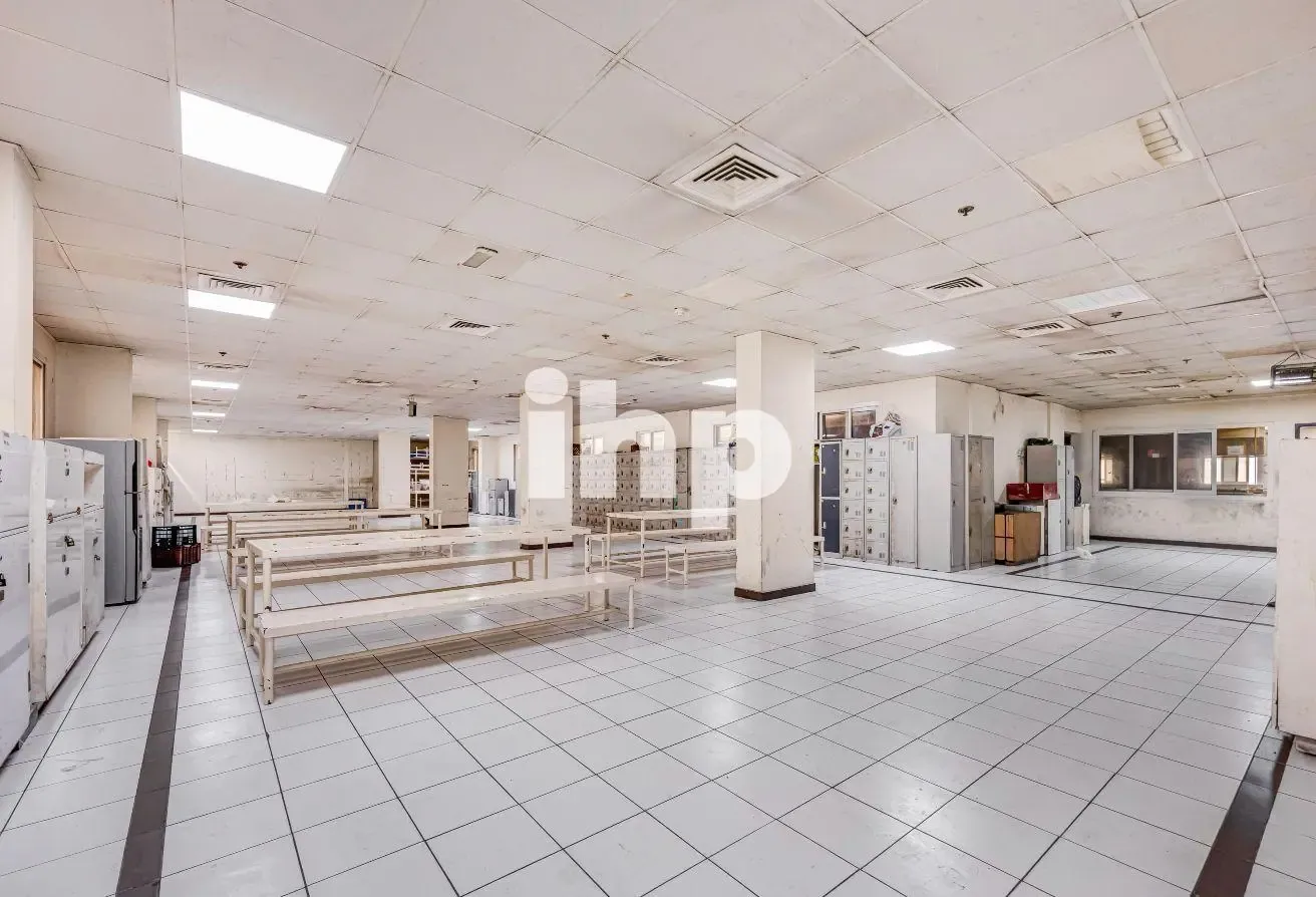 B + G + 4F | Vacant |  148 Rooms | Best Deal