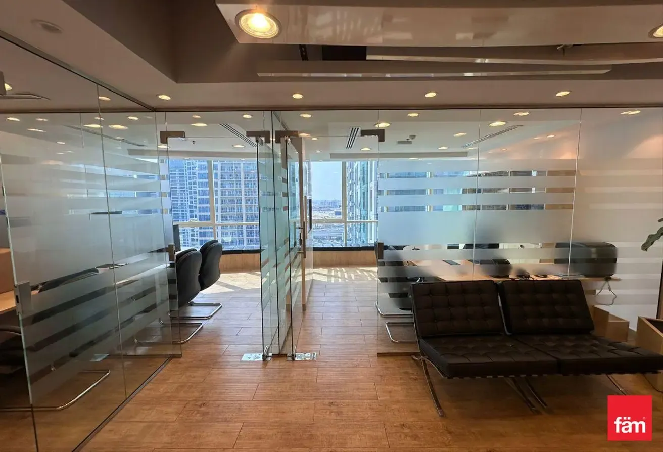 Community Expert | High Floor | Multiple Options