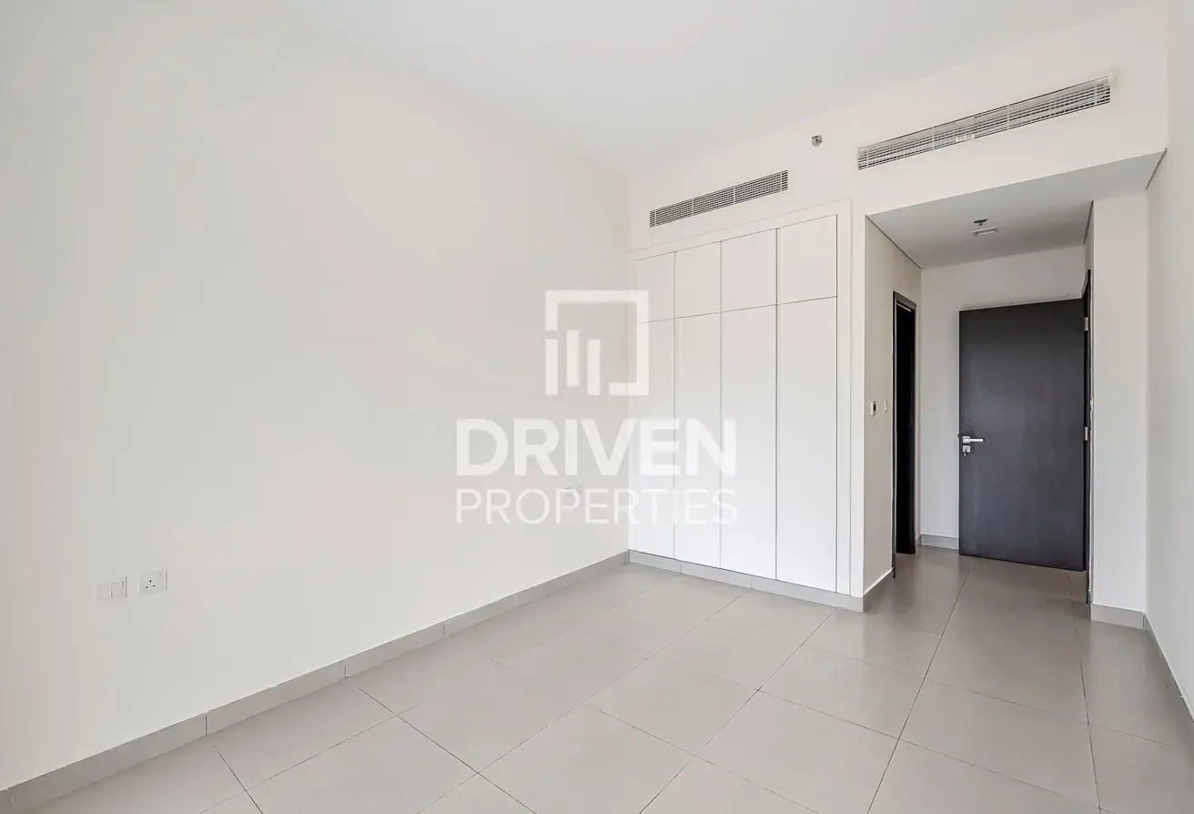Ensuite Rooms | Expansive Layout | Ideal Location