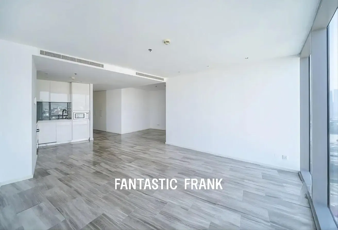 Rented | Unfurnished | Mid Floor | City View