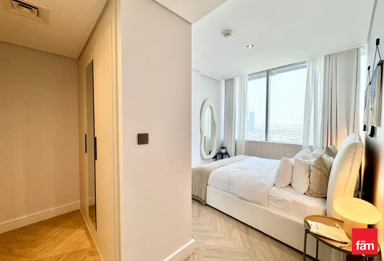 Fully Furnished | Upgraded | DIFC & Zaabeel View