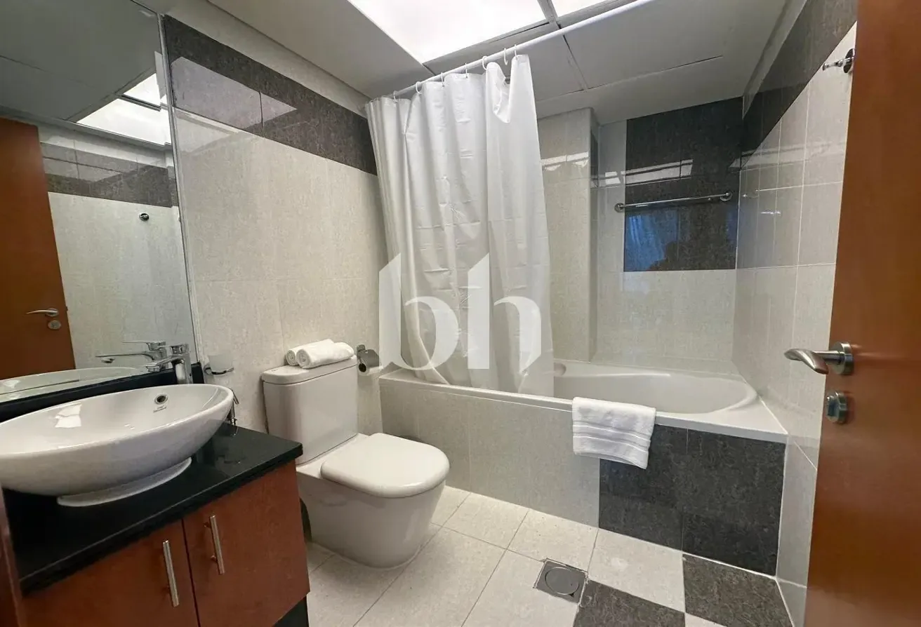 Higher Floor DIFC View |Furnished | Close to Metro