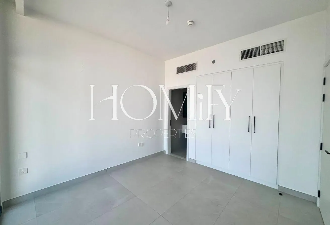MODERN FINISHING | PRIME LOCATION | VACANT