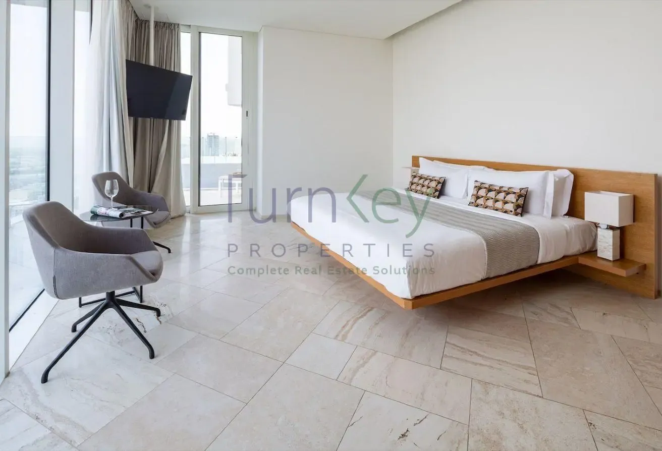 Lavish 2BR Penthouse | High Floor | Private Pool