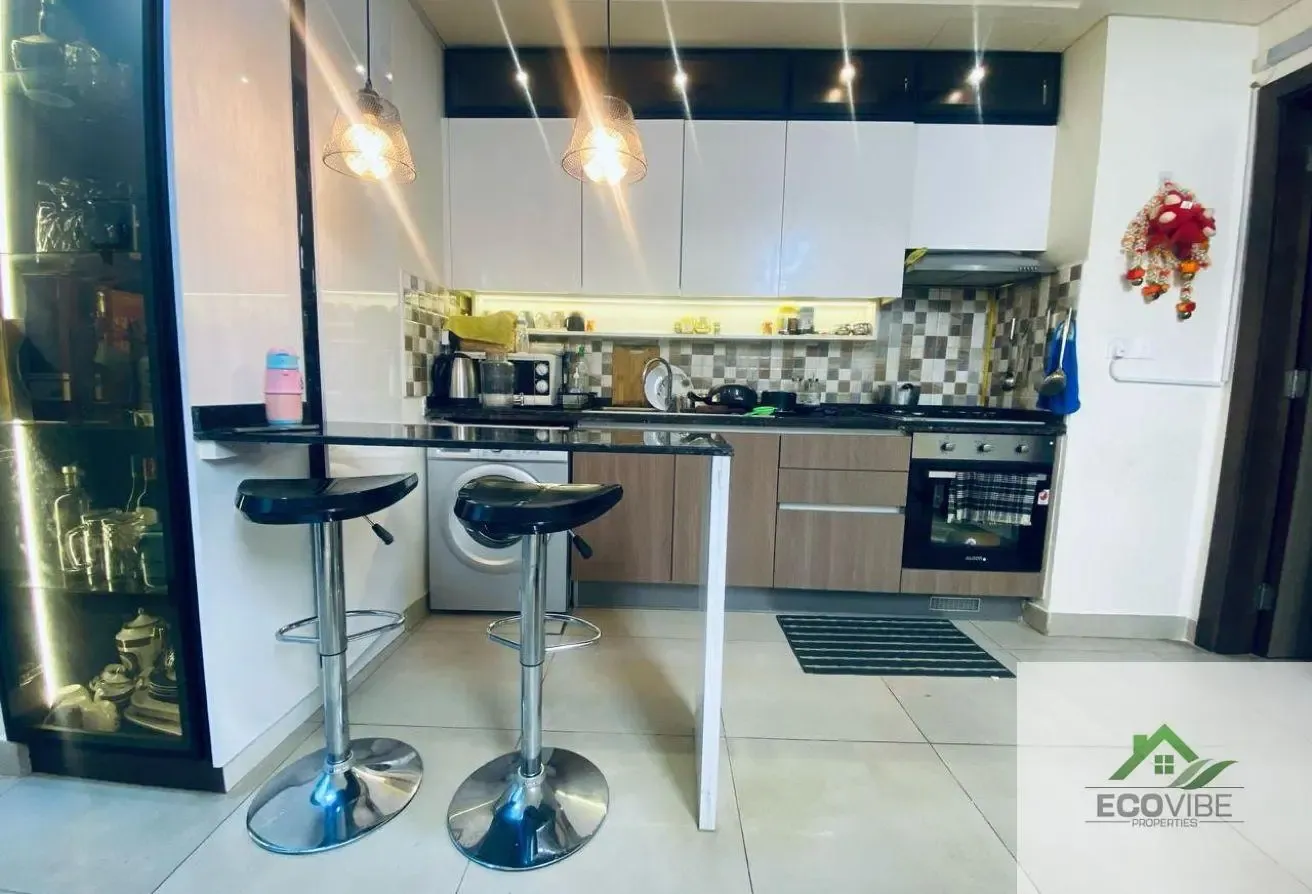 Spacious 2-Bedroom Furnished Duplex | Chiller Free