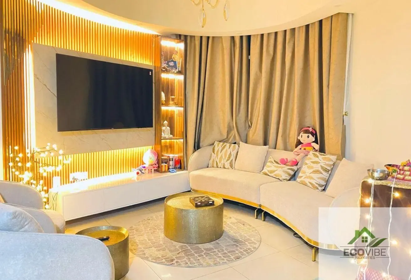 Spacious 2-Bedroom Furnished Duplex | Chiller Free