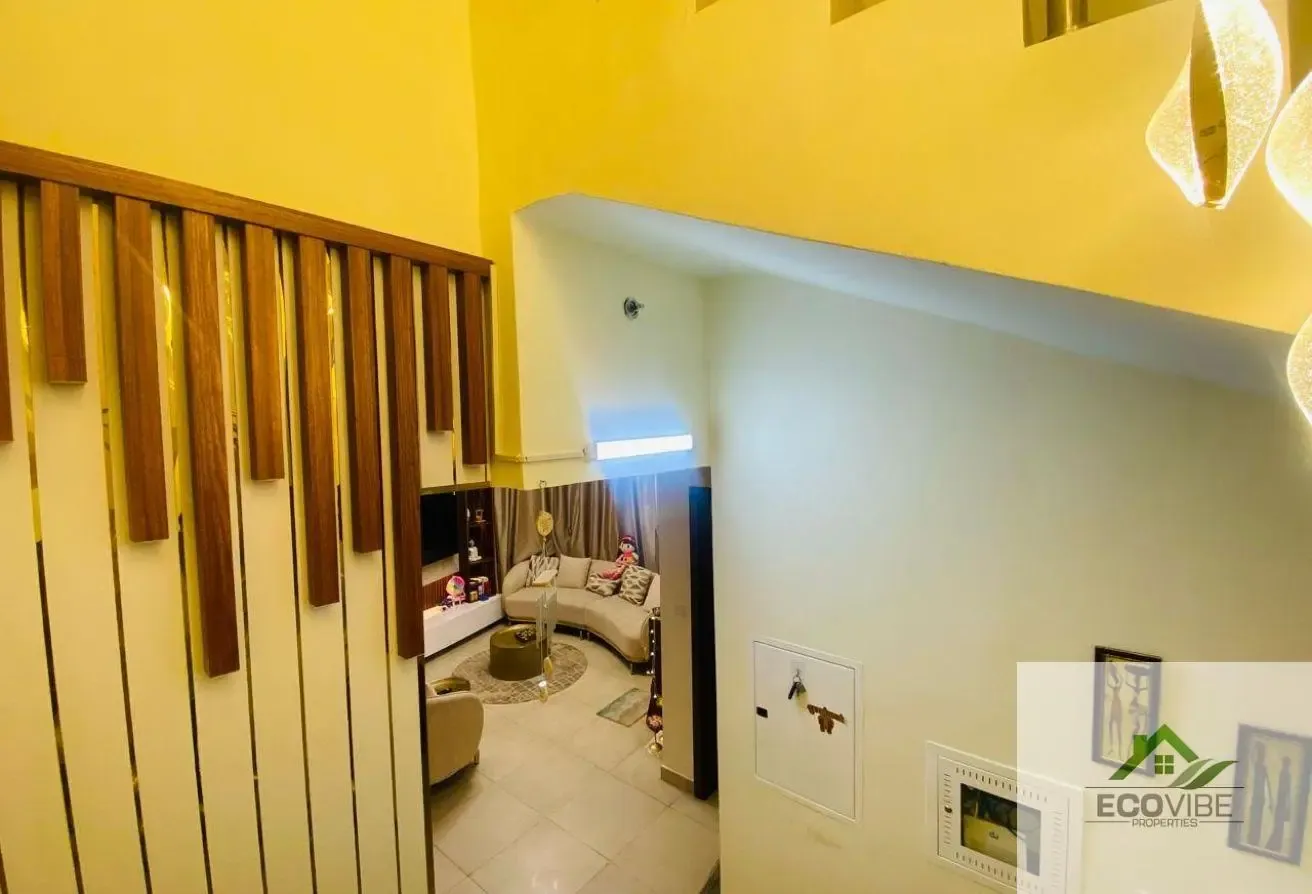 Spacious 2-Bedroom Furnished Duplex | Chiller Free