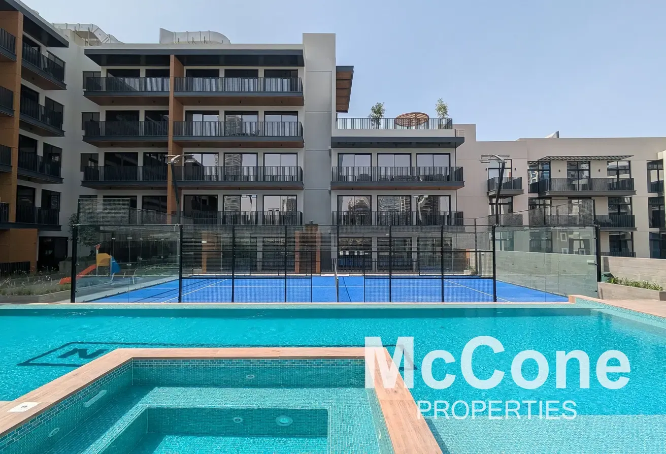 Plus Storage | Pool View | Available to Move-in